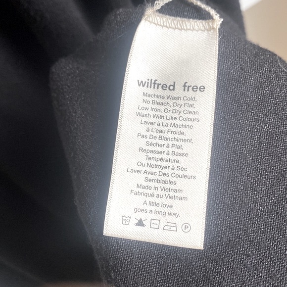 Aritzia Wilfred Free Lorelei Dress in black - Picture 11 of 12